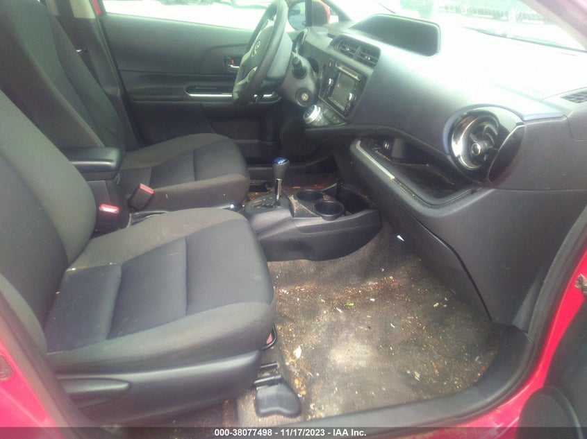 2015 Toyota Prius C Four/One/Three/Two VIN: JTDKDTB31F1579671 Lot: 38077498