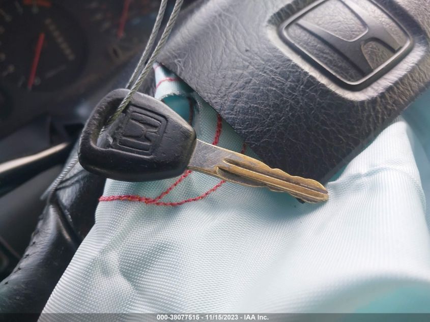 2000 Honda Prelude VIN: JHMBB6246YC002558 Lot: 38077515