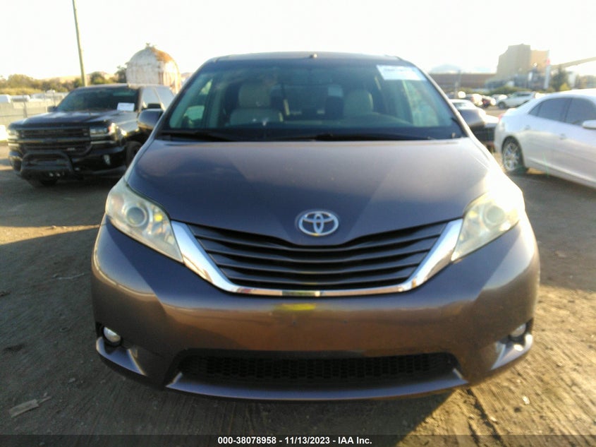 2012 Toyota Sienna Xle Aas/Xle/Ltd VIN: 5TDYK3DCXCS246929 Lot: 38078958