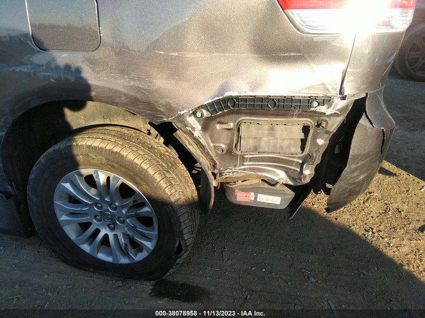 2012 Toyota Sienna Xle Aas/Xle/Ltd VIN: 5TDYK3DCXCS246929 Lot: 38078958