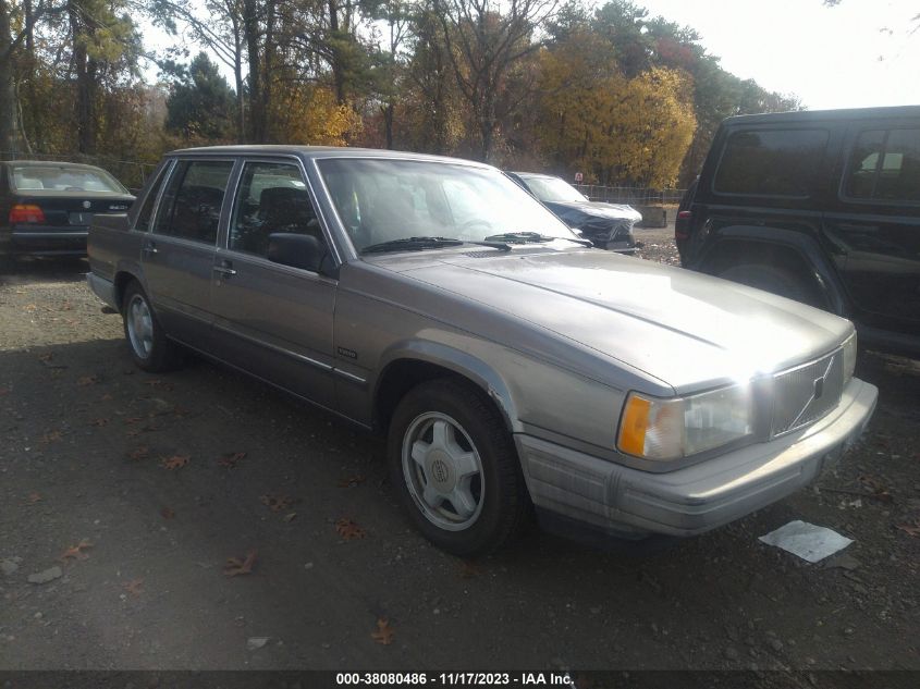 1990 Volvo 740 Gle VIN: YV1FA8940L2473119 Lot: 38080486