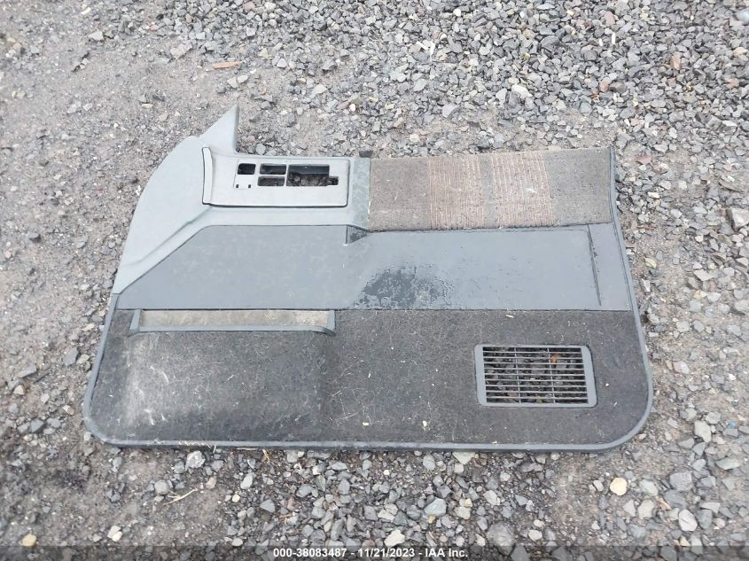 1992 Chevrolet Blazer S10 VIN: 1GNDT13W1N2222290 Lot: 38083487