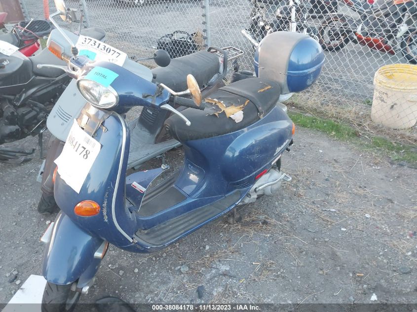 2005 Vespa M198F VIN: ZAPM198F655013484 Lot: 38084178