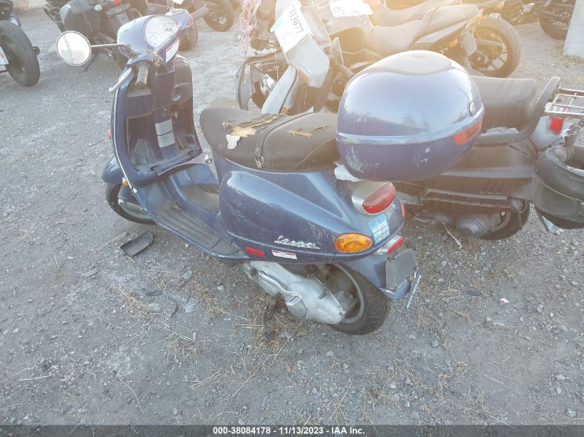 2005 Vespa M198F VIN: ZAPM198F655013484 Lot: 38084178