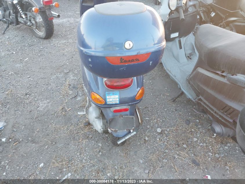 2005 Vespa M198F VIN: ZAPM198F655013484 Lot: 38084178