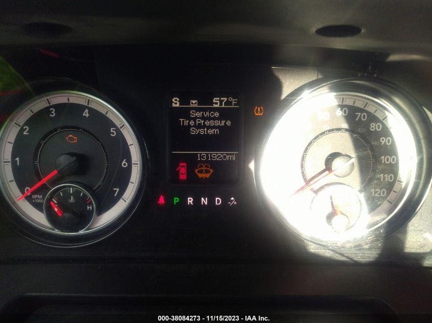 2017 Ram 1500 Tradesman 4X4 6'4" Box VIN: 1C6RR7FG4HS826559 Lot: 38084273