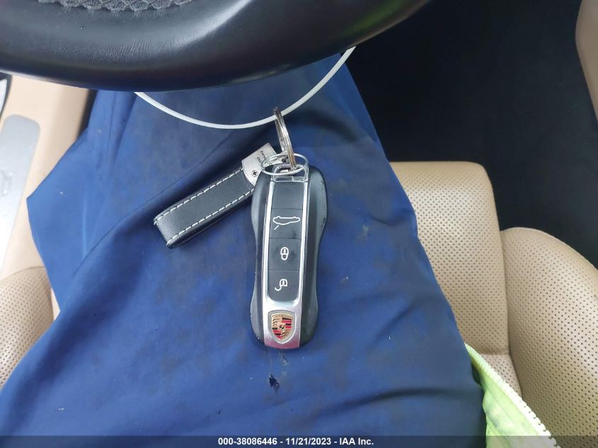 2017 Porsche Panamera VIN: WP0AA2A7XHL102263 Lot: 38086446