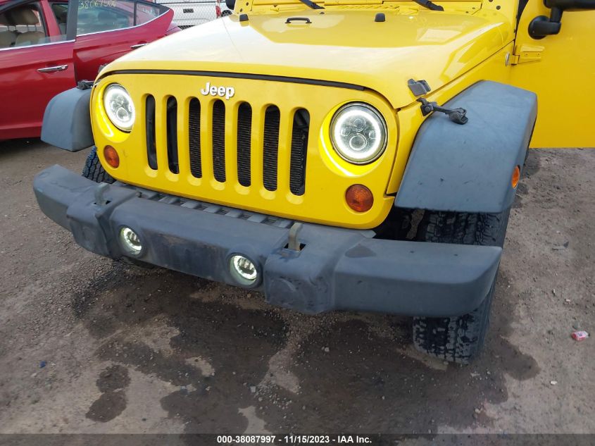 2009 Jeep Wrangler X VIN: 1J4FA241X9L743115 Lot: 38087997