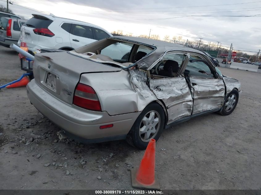 1995 Honda Accord Ex VIN: 1HGCE6662SA027146 Lot: 38089178