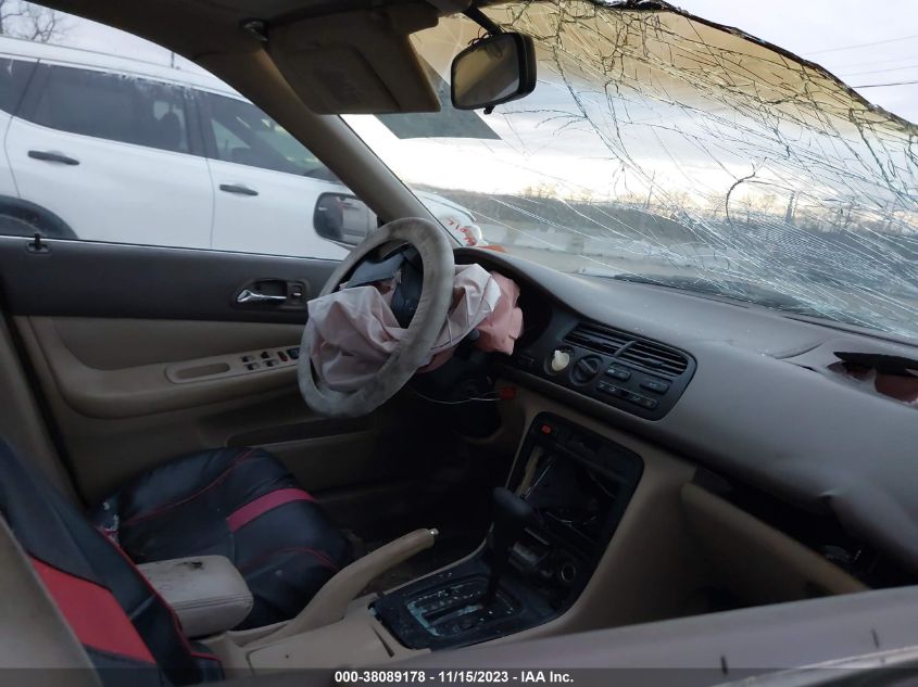 1995 Honda Accord Ex VIN: 1HGCE6662SA027146 Lot: 38089178