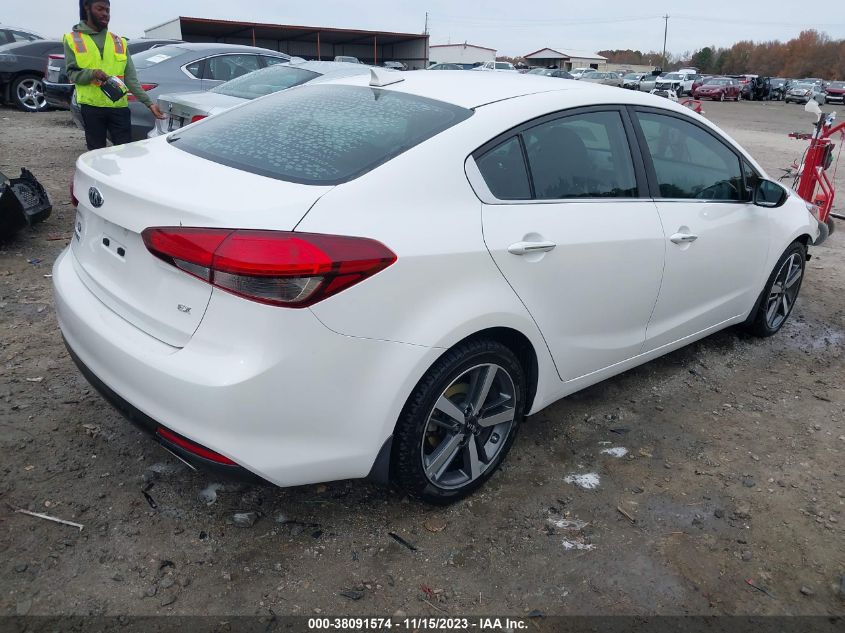 2017 Kia Forte Ex VIN: 3KPFL4A88HE054193 Lot: 38091574