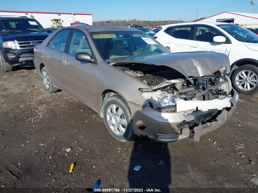 4T1BE32K13U657635 2003 Toyota Camry Le