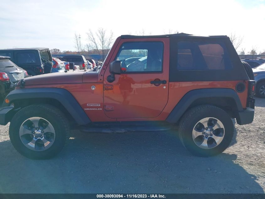 2014 Jeep Wrangler Sport VIN: 1C4AJWAG0EL271338 Lot: 38093094