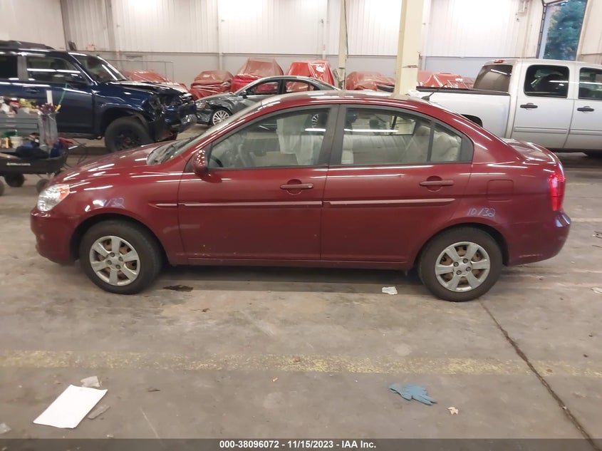 2006 Hyundai Accent Gls VIN: KMHCN46C06U052975 Lot: 38096072