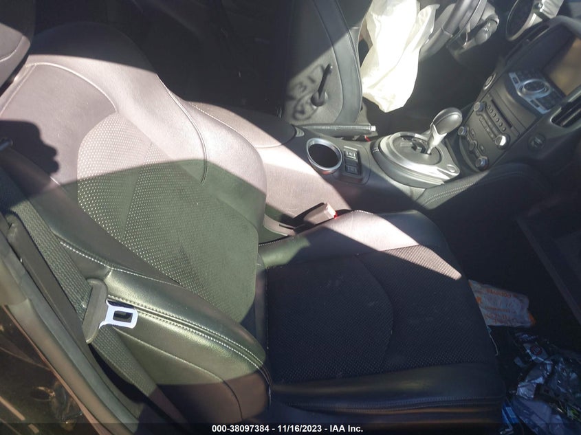 2014 Nissan 370Z Touring VIN: 2T1BU4EE2CC770686 Lot: 38097384