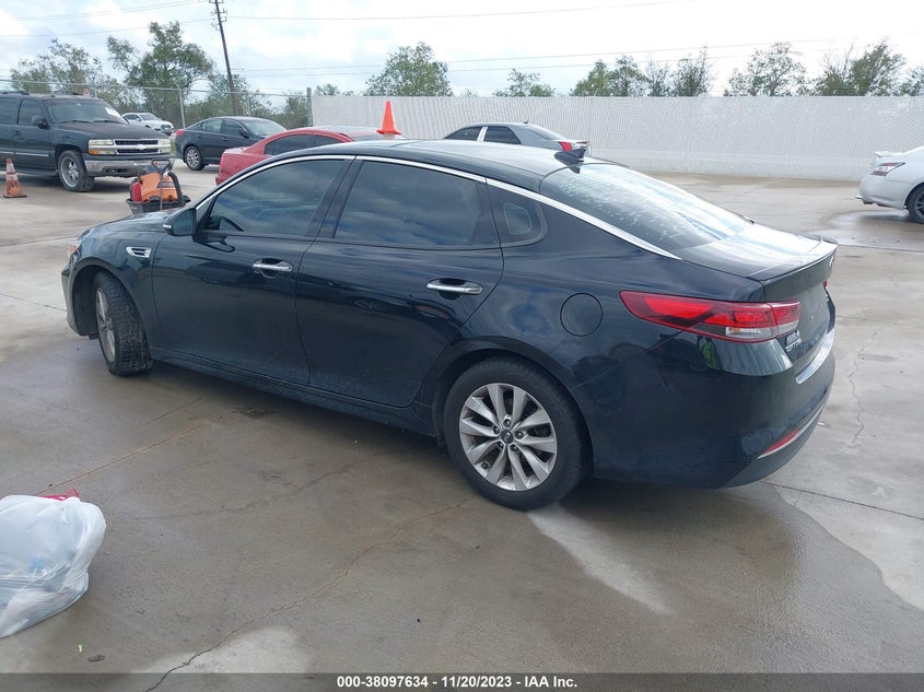 2018 Kia Optima S VIN: 1C4RJFAG5KC573948 Lot: 38097634