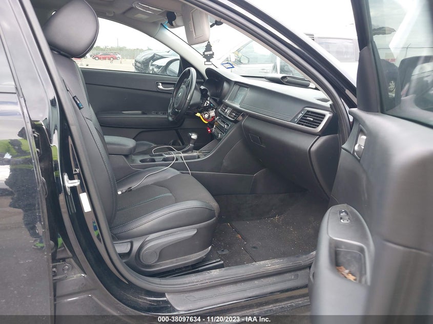 2018 Kia Optima S VIN: 1C4RJFAG5KC573948 Lot: 38097634