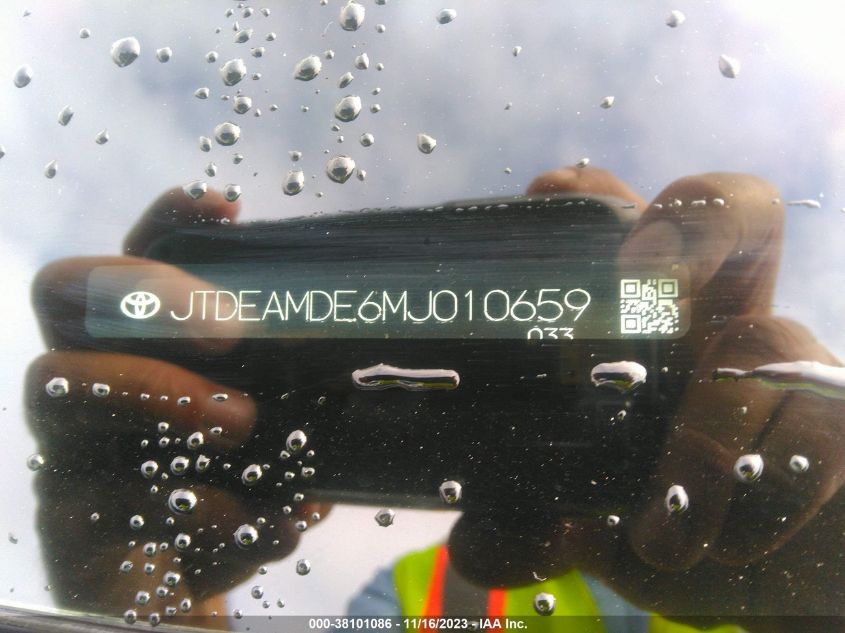 JTDEAMDE6MJ010659 2021 Toyota Corolla Hybrid Le