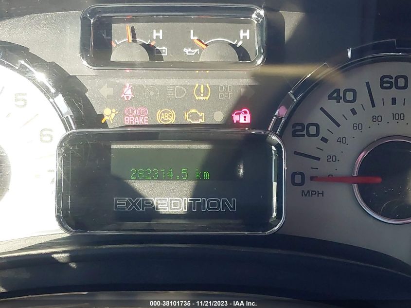 2008 Ford Expedition Eddie Bauer/King Ranch VIN: 1FMFU17578LA27577 Lot: 38101735