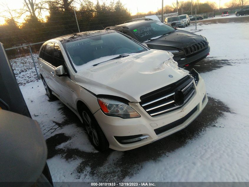 MERCEDES-BENZ R-CLASS 4MATIC