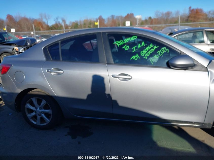 2011 Mazda Mazda3 I Touring VIN: JM1BL1VG3B1497831 Lot: 38102067