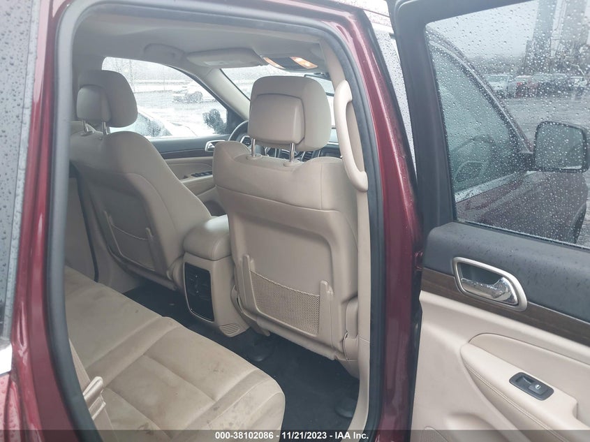 2016 Jeep Grand Cherokee Laredo VIN: 1C4RJFAG8GC359589 Lot: 38102086