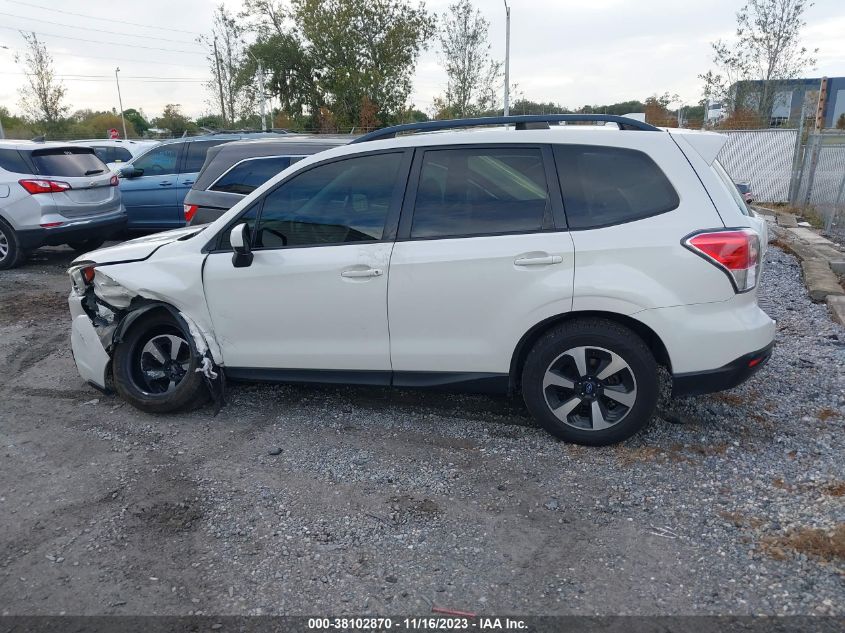 2017 Subaru Forester 2.5I Premium VIN: JF2SJAEC4HH418221 Lot: 38102870