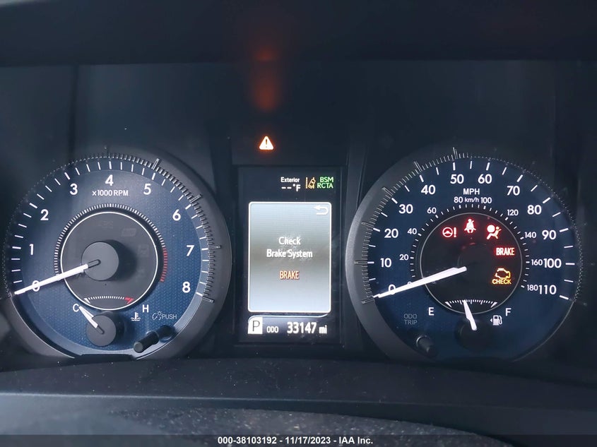 2019 Toyota Sienna Xle 8 Passenger VIN: 5TDYZ3DC4KS997101 Lot: 38103192