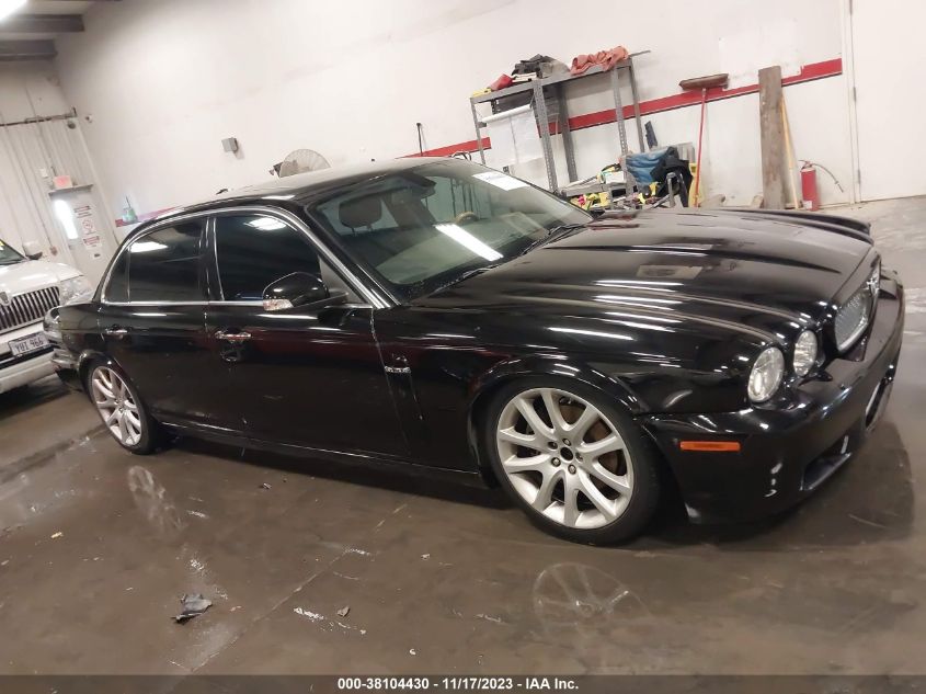 2008 Jaguar Xj Xj8 L VIN: SAJWA79B98SH28229 Lot: 38104430