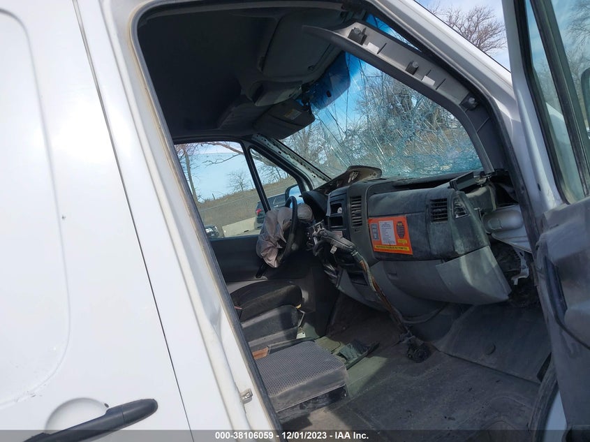 2012 Mercedes-Benz Sprinter 2500 High Roof VIN: WD3PE8CB7C5704158 Lot: 38106059