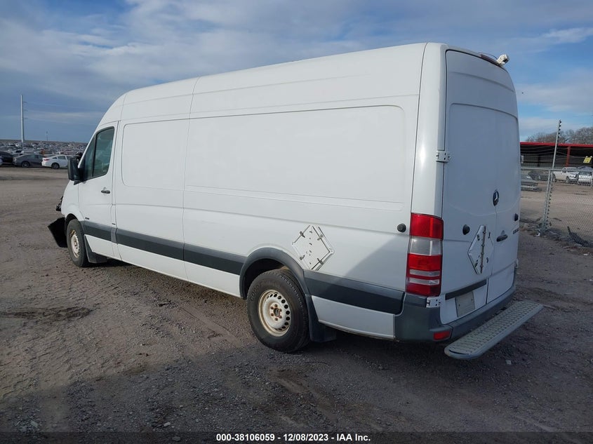 2012 Mercedes-Benz Sprinter 2500 High Roof VIN: WD3PE8CB7C5704158 Lot: 38106059