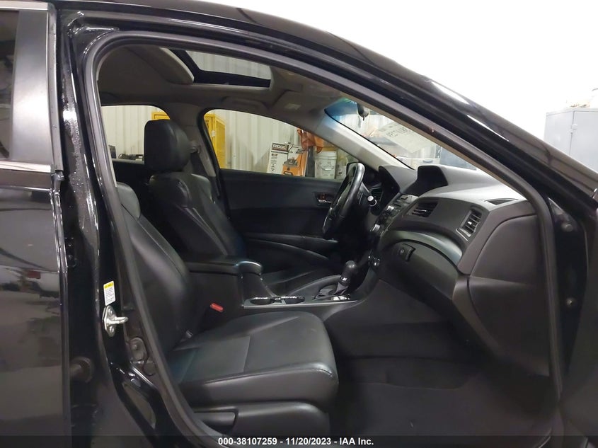 2013 Acura Ilx 2.0L VIN: 19VDE1F31DE021164 Lot: 38107259