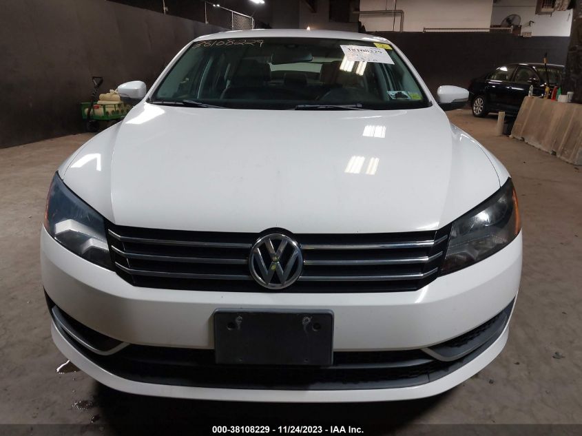 2015 Volkswagen Passat 1.8T Wolfsburg Edition VIN: 1VWAT7A34FC067590 Lot: 38108229