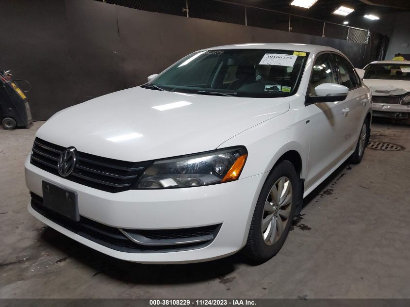 2015 Volkswagen Passat 1.8T Wolfsburg Edition VIN: 1VWAT7A34FC067590 Lot: 38108229