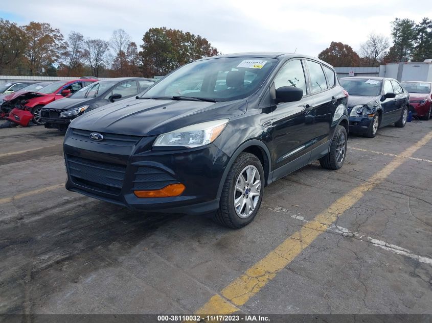 2013 Ford Escape S VIN: 1FMCU0F75DUB27570 Lot: 38110032