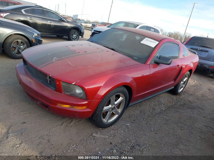 2008 Ford Mustang V6 Deluxe/V6 Premium VIN: 1ZVHT80N085180905 Lot: 38110331