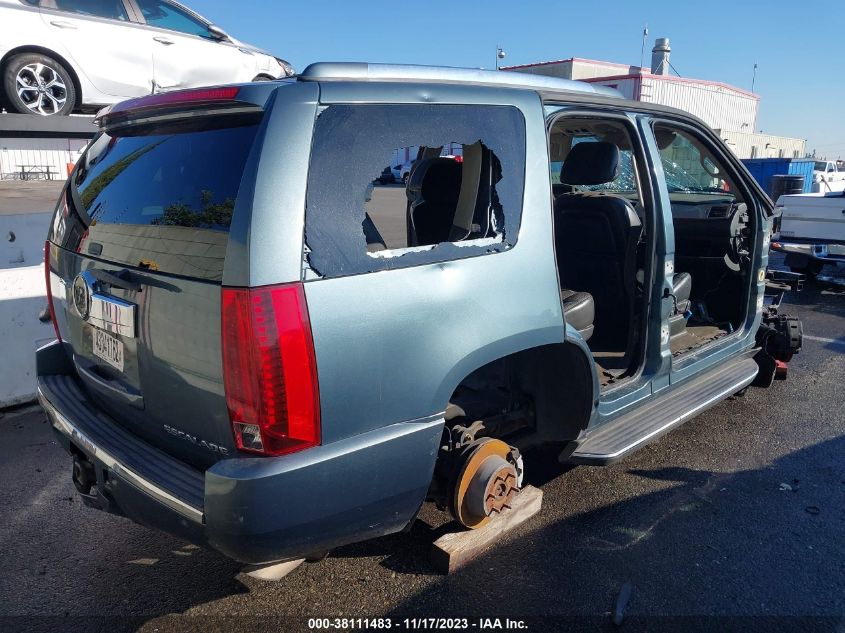 2008 Cadillac Escalade Standard VIN: 1GYEC63838R112780 Lot: 38111483