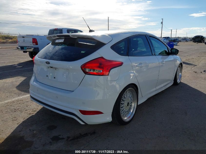 2015 Ford Focus Se VIN: 1FADP3K21FL363997 Lot: 38111739