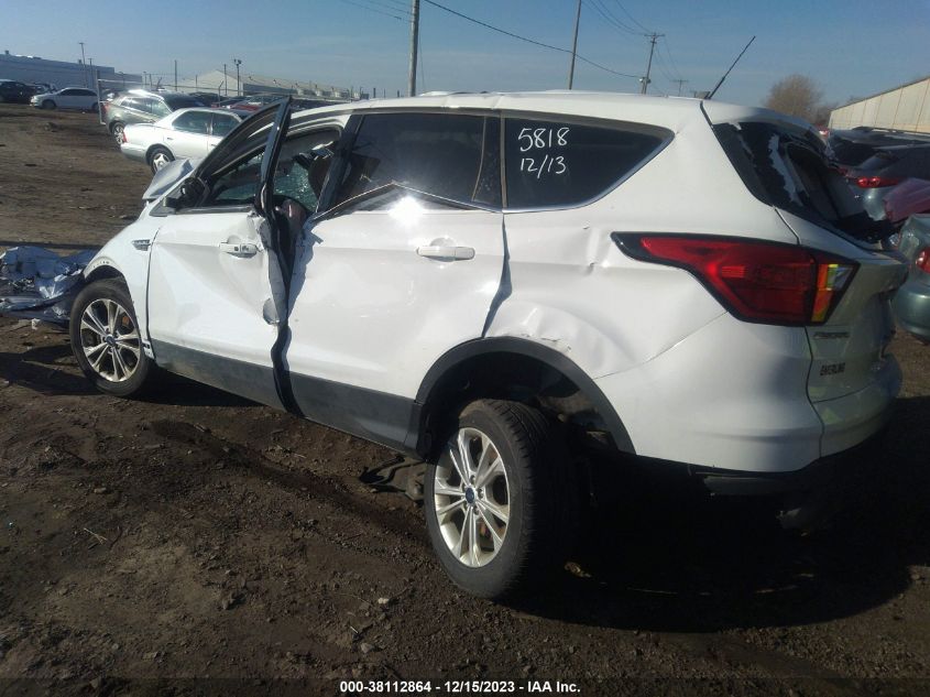 1FMCU9GDXKUB51384 2019 Ford Escape Se