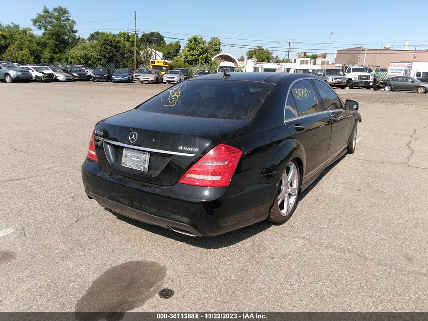 2011 Mercedes-Benz S 550 4Matic VIN: WDDNG8GB3BA366707 Lot: 38113888