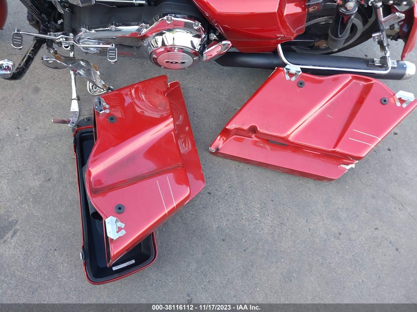 2013 Harley-Davidson Fltrx Road Glide Custom VIN: 1HD1KHM14DB631259 Lot: 38116112