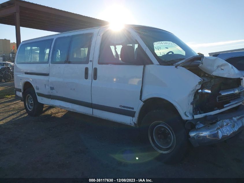 2001 Chevrolet Express Van VIN: 1GAHG39R311106349 Lot: 38117630