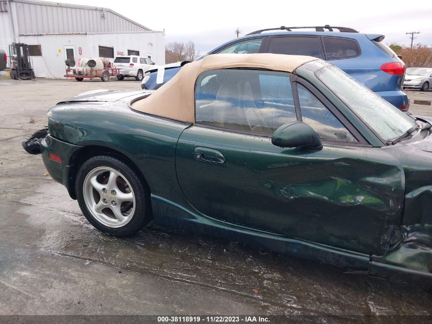 2000 Mazda Mx-5 Miata Ls/Special Edition VIN: JM1NB3538Y0150146 Lot: 38118919