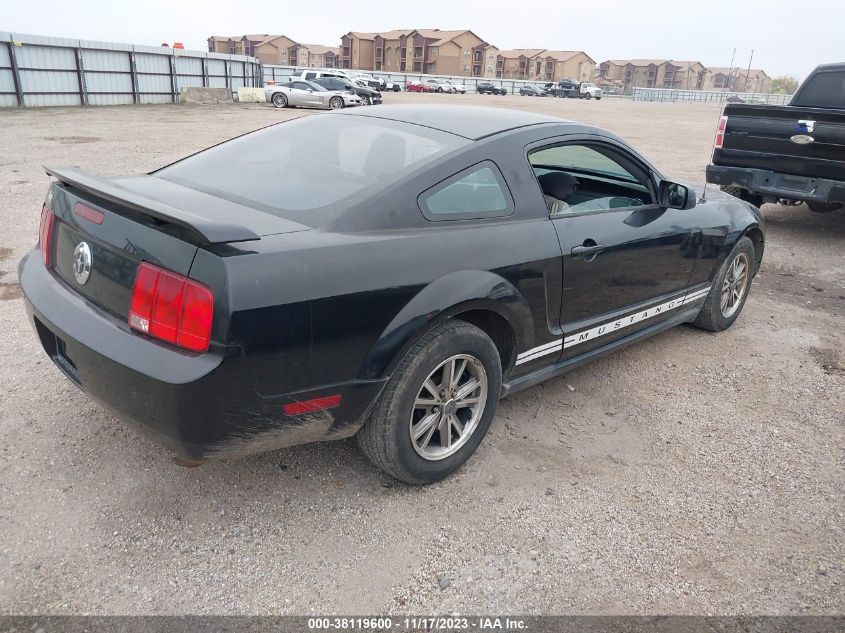 2005 Ford Mustang Deluxe/Premium VIN: 1ZVFT80N855142745 Lot: 38119600