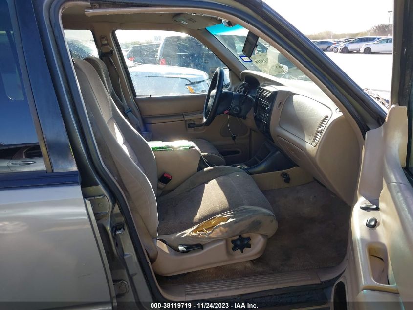 2000 Ford Explorer Xlt VIN: 1FMZU63E7YZC51509 Lot: 38119719