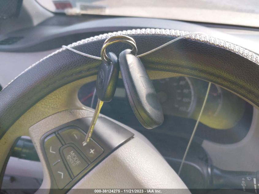 2011 Toyota Sienna Le V6 VIN: 5TDKK3DC2BS021747 Lot: 38124275