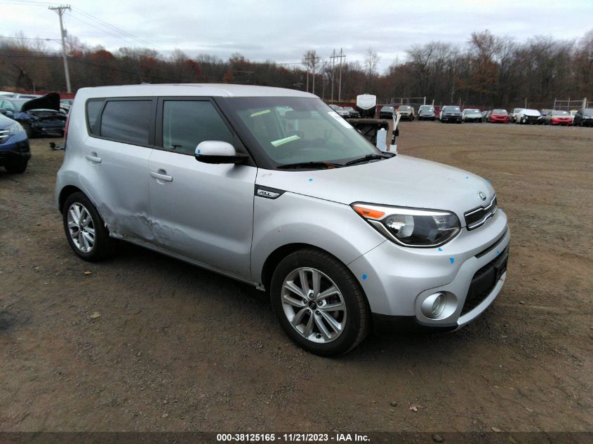 2017 Kia Soul + VIN: KNDJP3A5XH7439883 Lot: 38125165