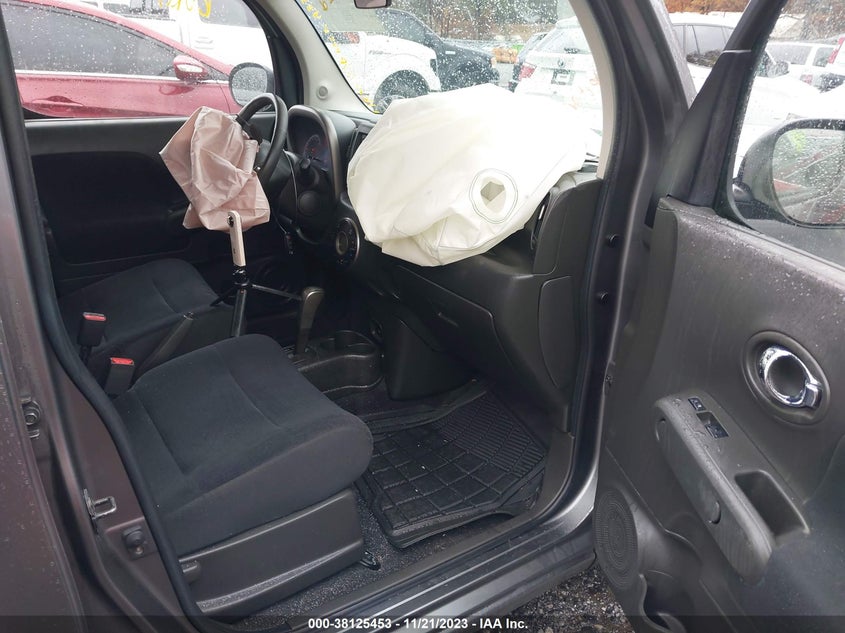 2010 Nissan Cube 1.8Sl VIN: 2HGES26702H562822 Lot: 38125453