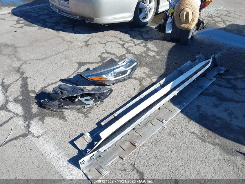 2019 Kia Optima S VIN: 5XXGT4L39KG354068 Lot: 38127352