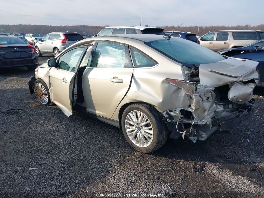 1FADP3J21HL338652 2017 Ford Focus Titanium